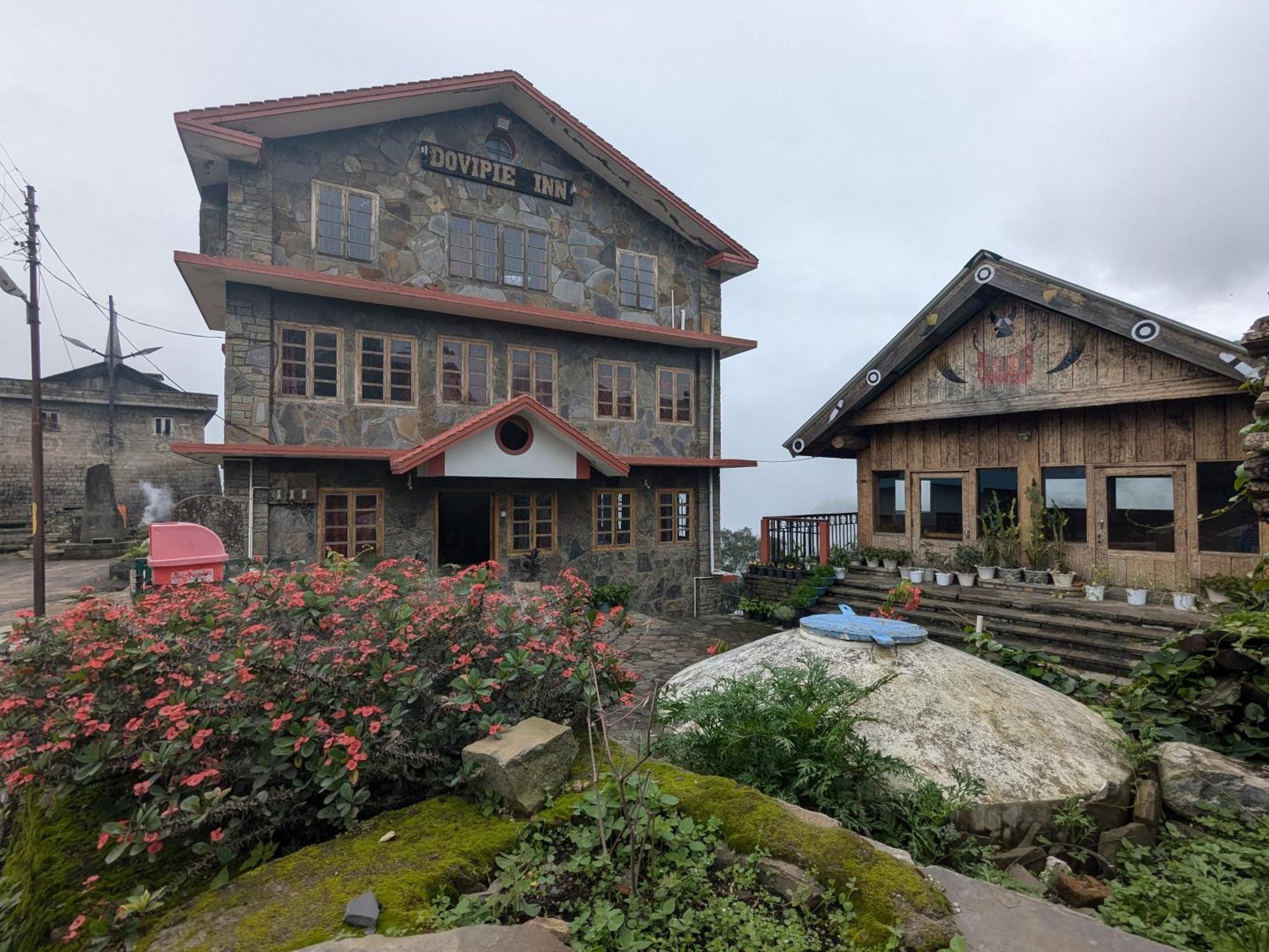 Dovipie Inn Kohima Exterior photo