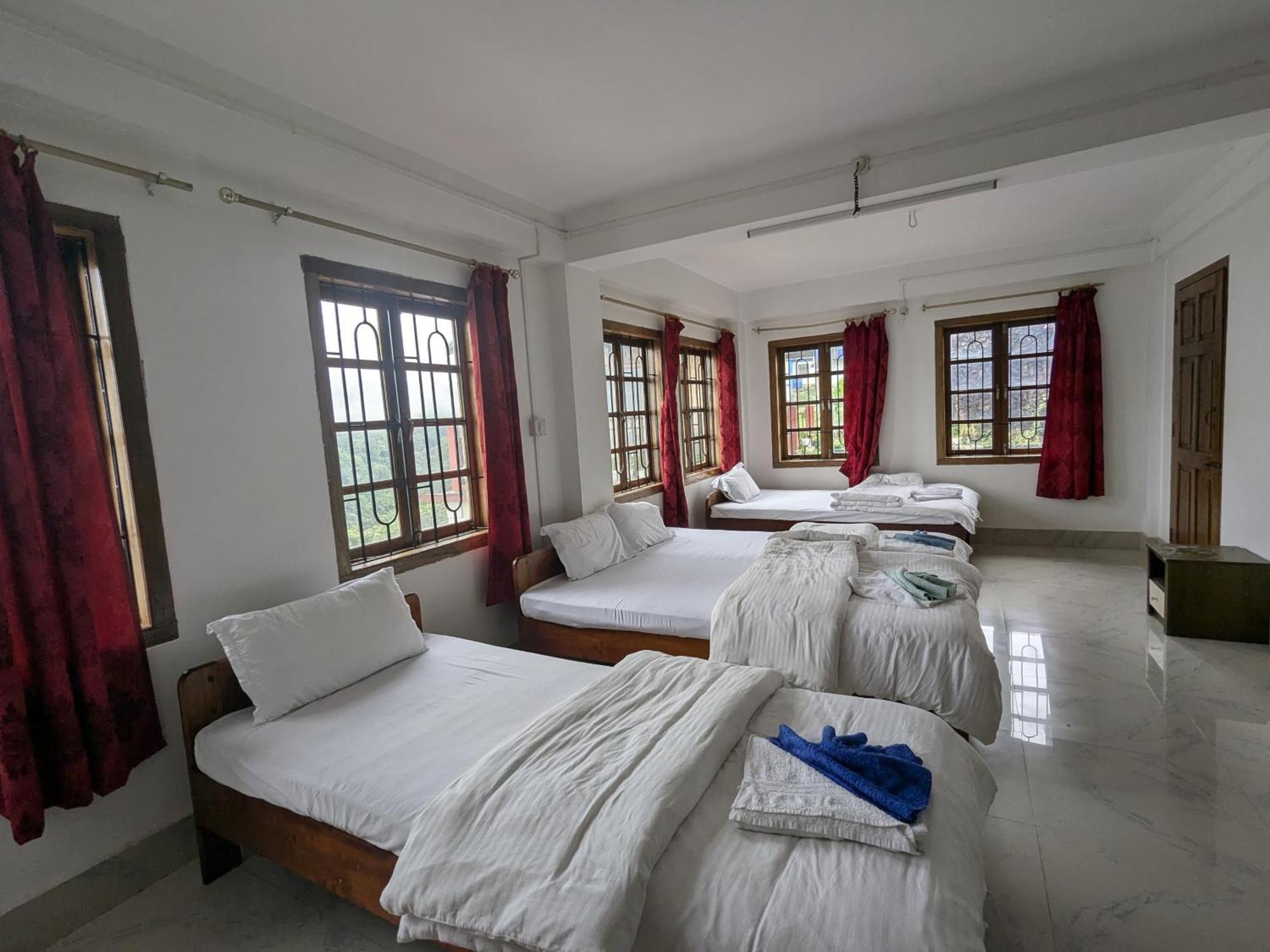 Dovipie Inn Kohima Exterior photo